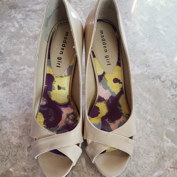 Madden Girl Heels - Picture 1 of 3
